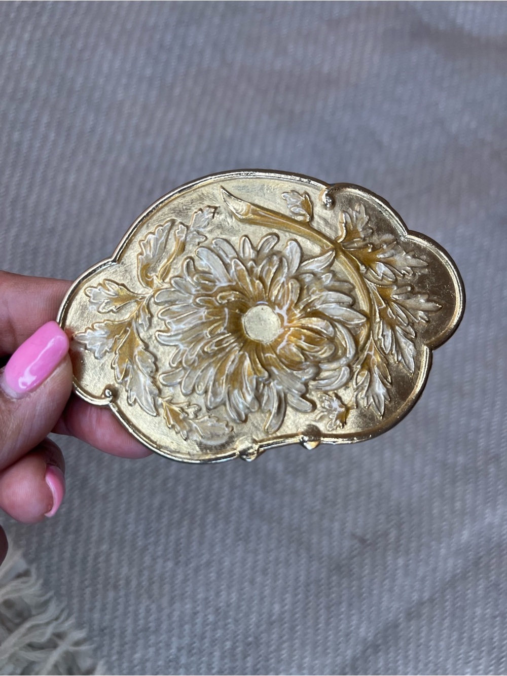 Vintage Charmant Gold Tone Floral Metal Belt Buckle Western Style